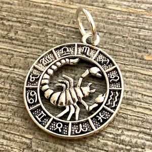 5/$10❤️❤️❤️NEW TIBETAN SILVER SCORPIO ZODIAC CHARM PENDANT